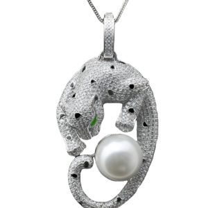 Leopard pendant